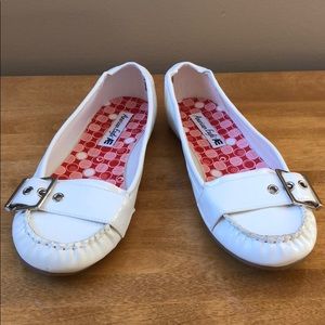 Never Worn American Eagle Flats